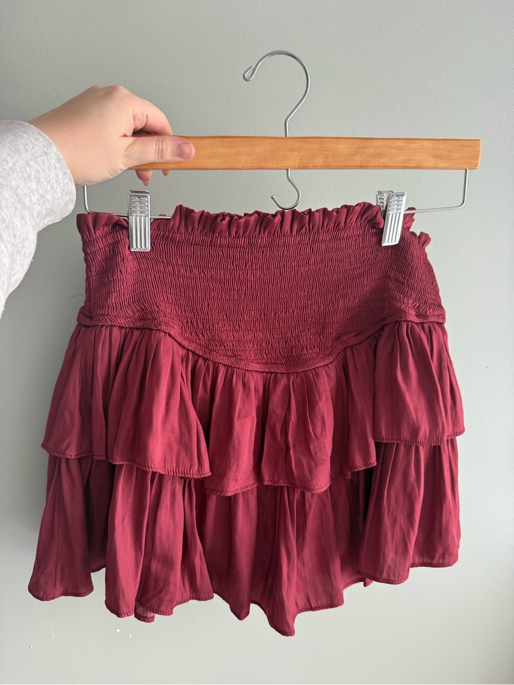 Women’s Tiered Smocked Waist Skort in Wine